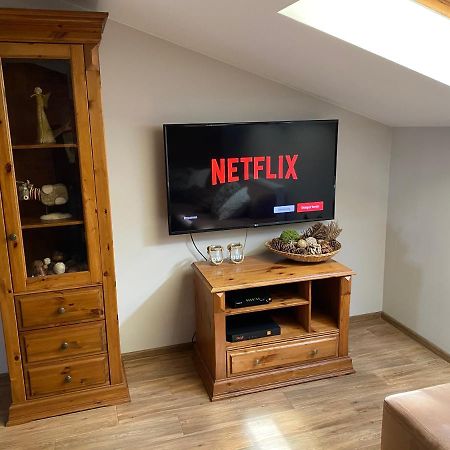 Bronowicka Premium Apartment - 52M2 With Private Parking Cracovia Esterno foto