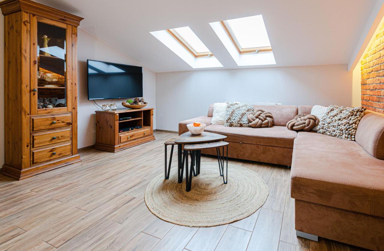 Bronowicka Premium Apartment - 52M2 With Private Parking Cracovia Esterno foto