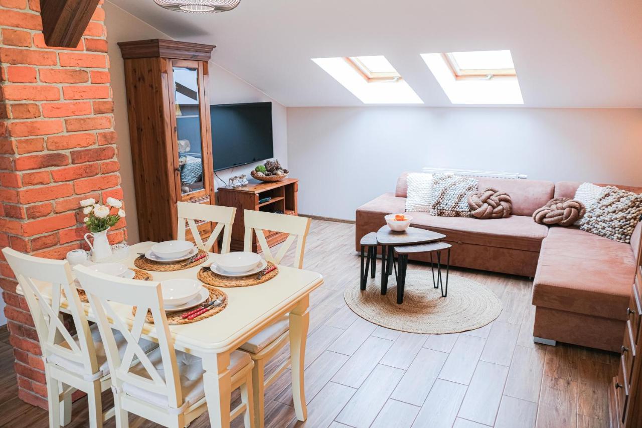 Bronowicka Premium Apartment - 52M2 With Private Parking Cracovia Esterno foto